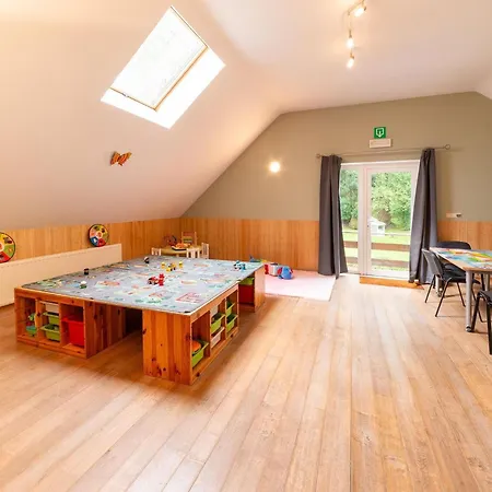 Holiday home Magnificent In With Fireplace *