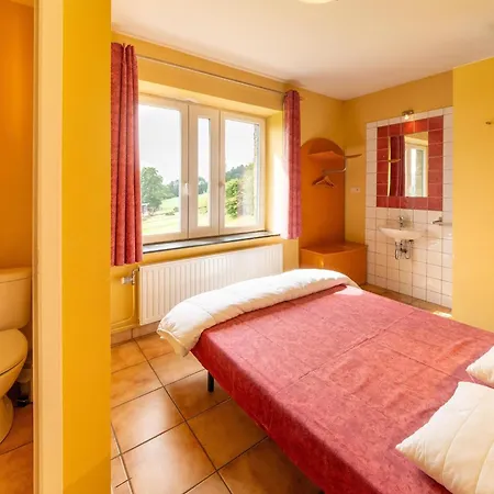 Grand With Bubble Bath Ferrières